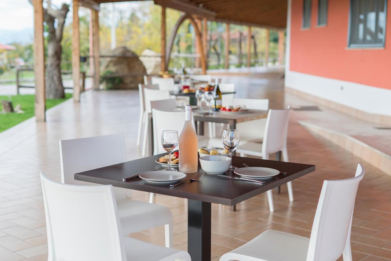 Terra Di Vento Bed & Breakfast Montecorvino Pugliano Dış mekan fotoğraf