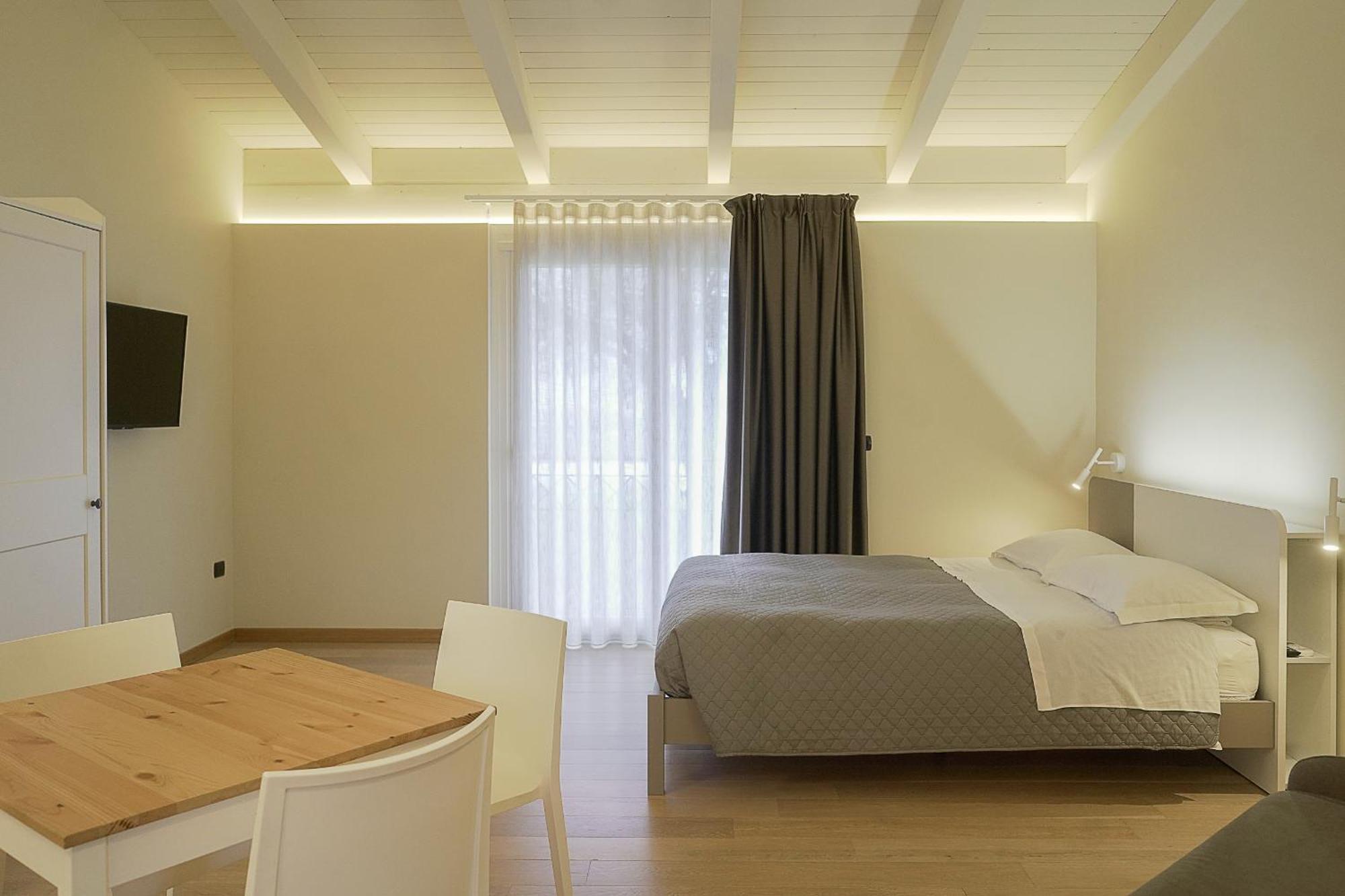 Terra Di Vento Bed & Breakfast Montecorvino Pugliano Dış mekan fotoğraf