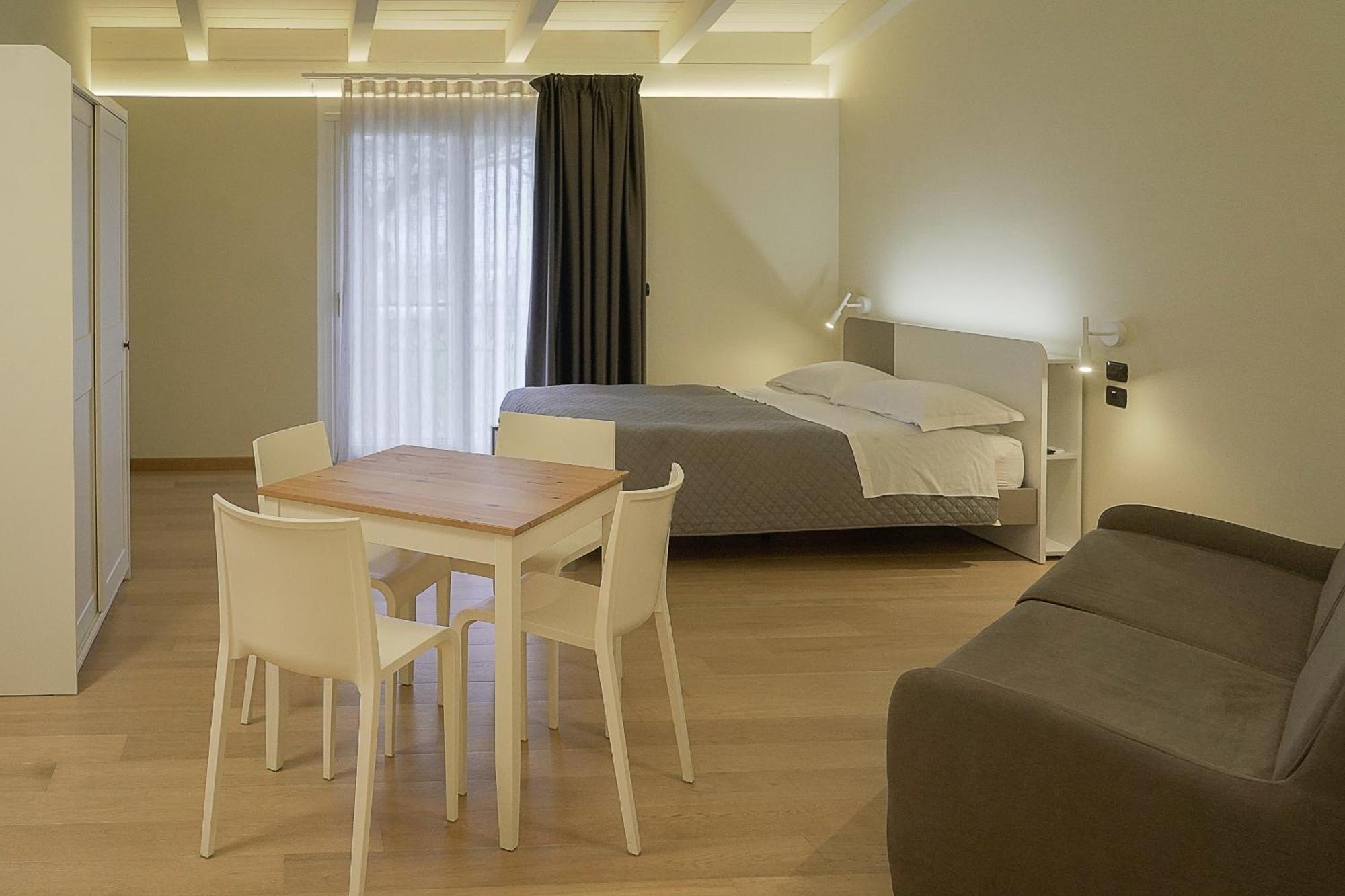 Terra Di Vento Bed & Breakfast Montecorvino Pugliano Dış mekan fotoğraf