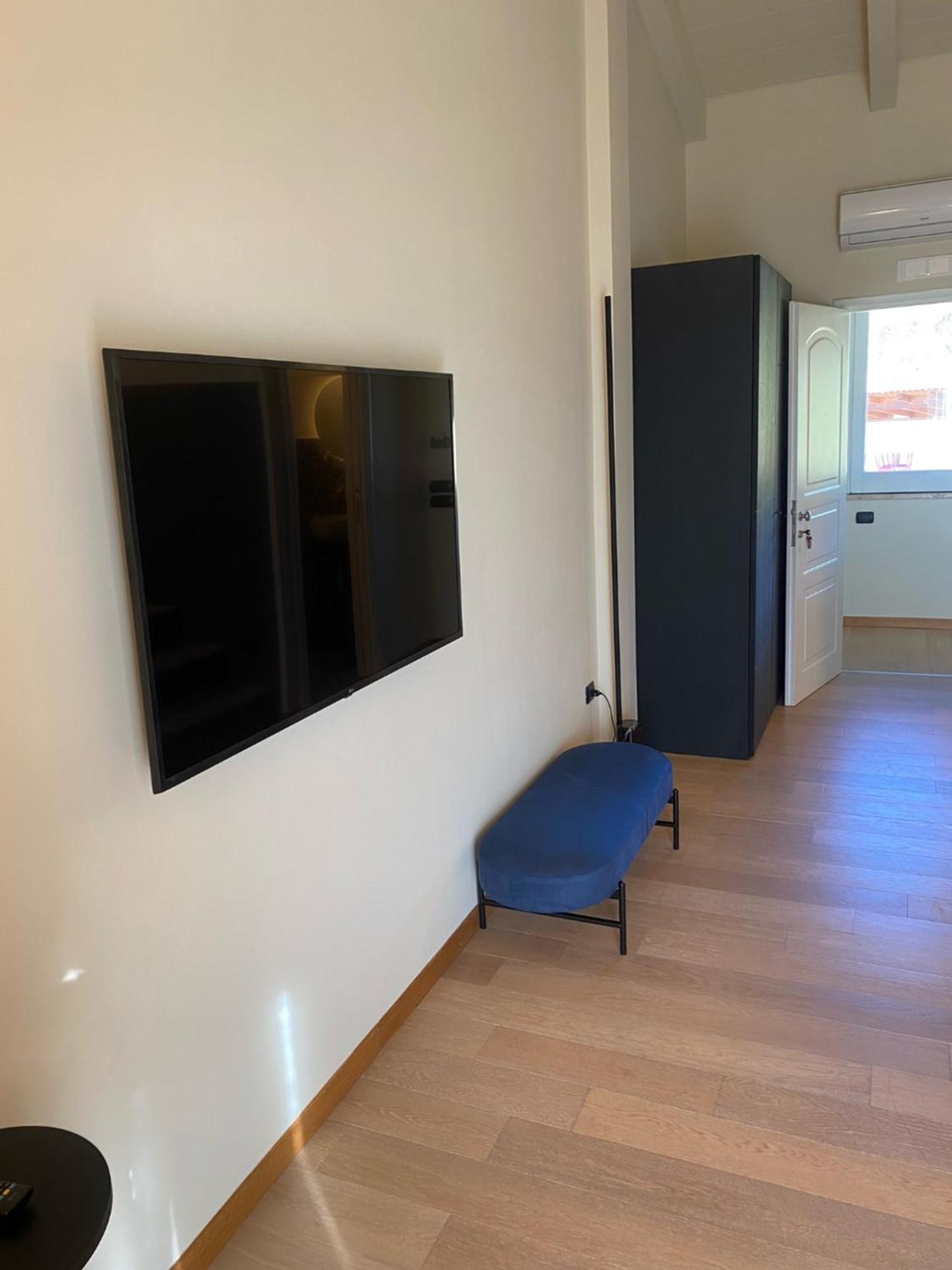 Terra Di Vento Bed & Breakfast Montecorvino Pugliano Dış mekan fotoğraf