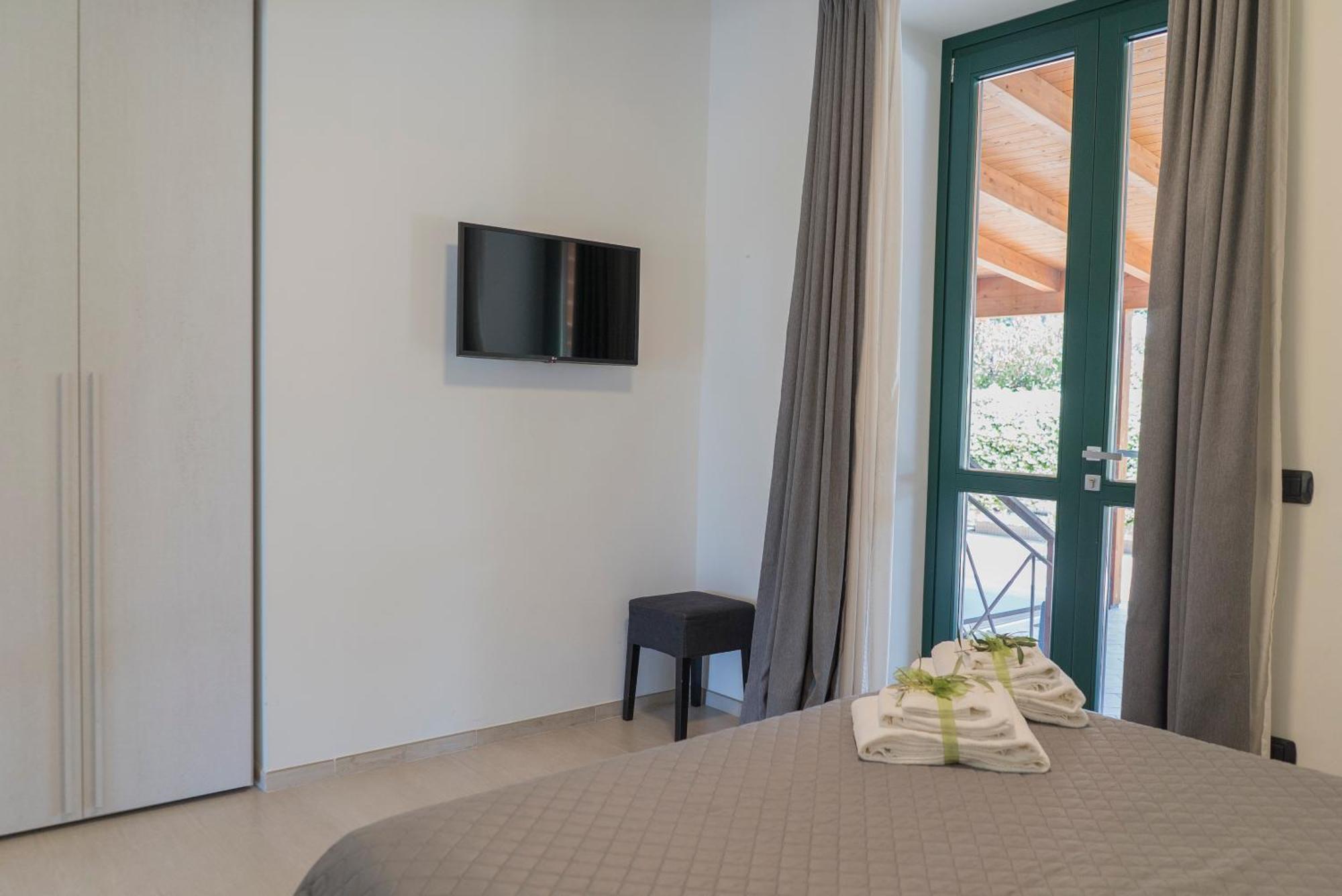 Terra Di Vento Bed & Breakfast Montecorvino Pugliano Oda fotoğraf
